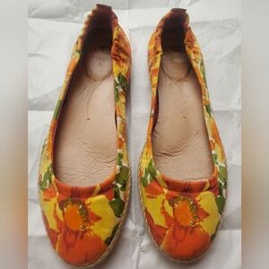 Nurture by Lamaze Tropical Orange and Green Flats